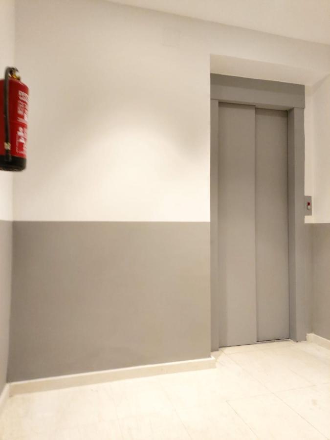 Apartamento Nuevo Y Reformado Al Lado De La Gran Via Madrilena Eksteriør bilde