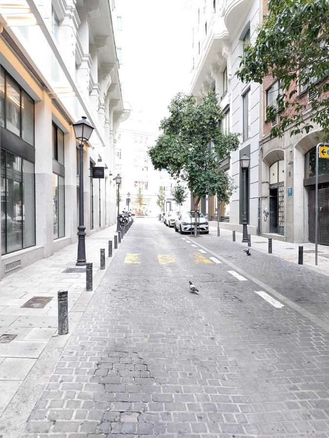 Apartamento Nuevo Y Reformado Al Lado De La Gran Via Madrilena Eksteriør bilde